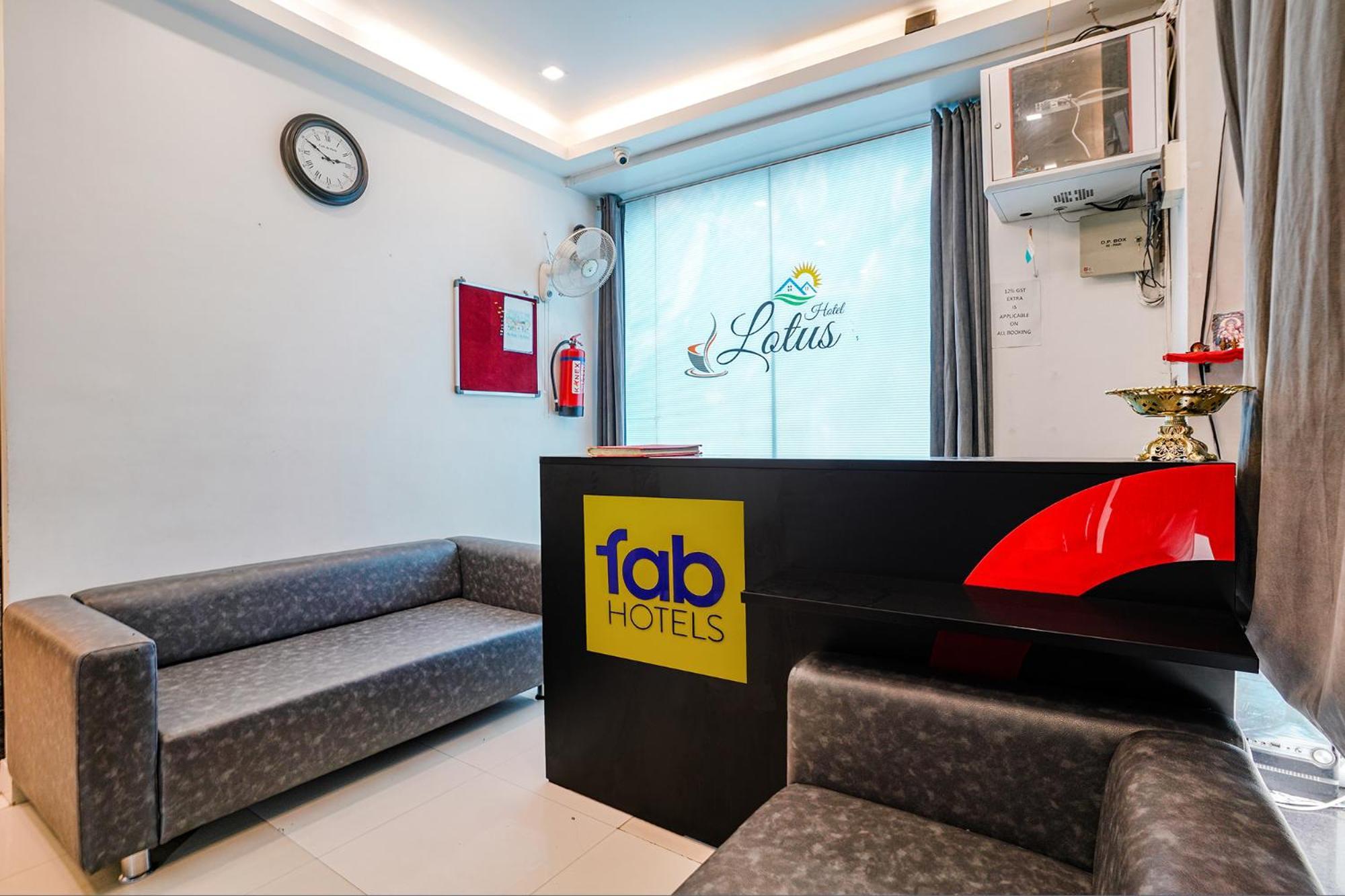 Fabhotel Lotus I Surat Zewnętrze zdjęcie