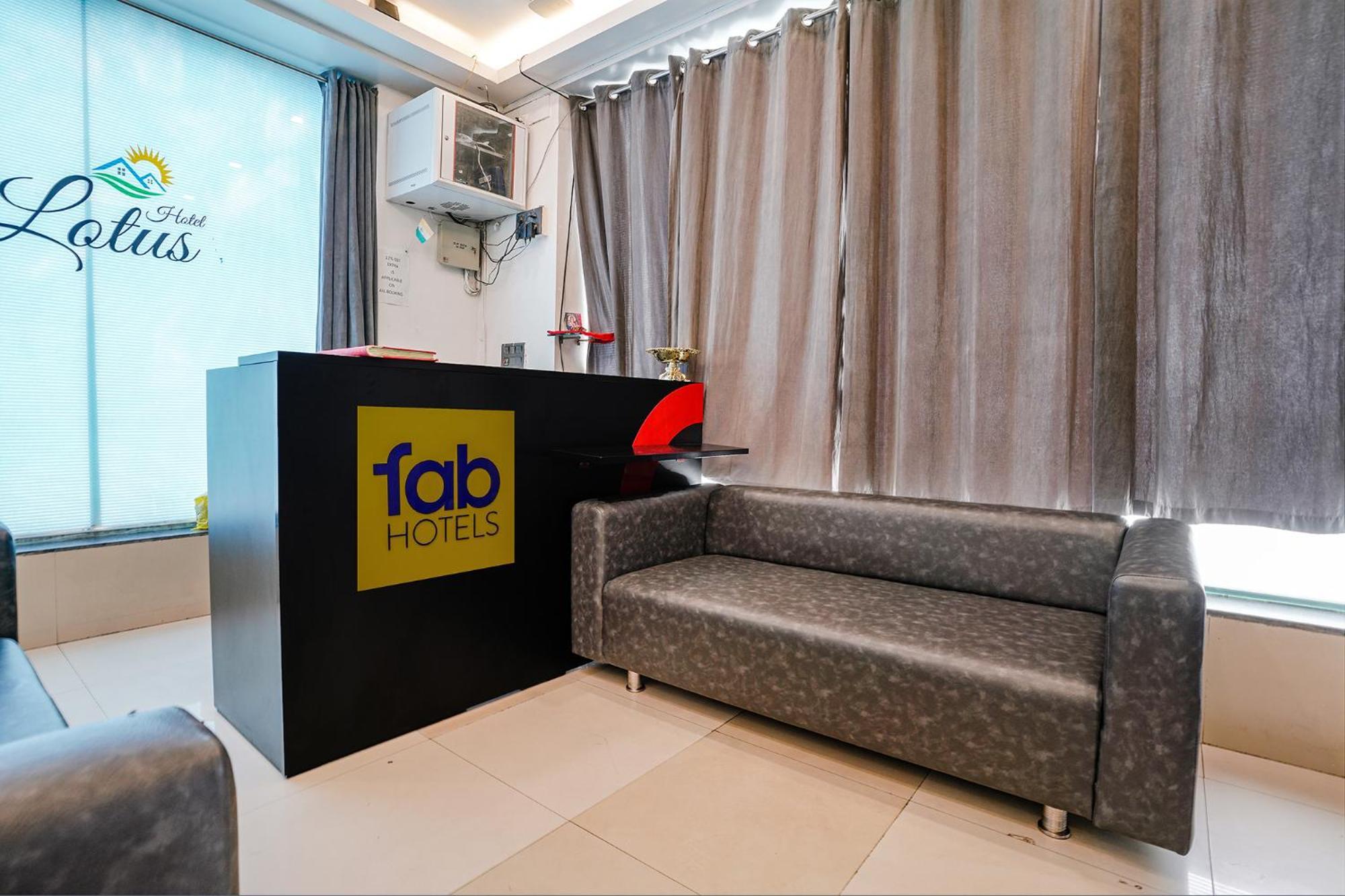 Fabhotel Lotus I Surat Zewnętrze zdjęcie